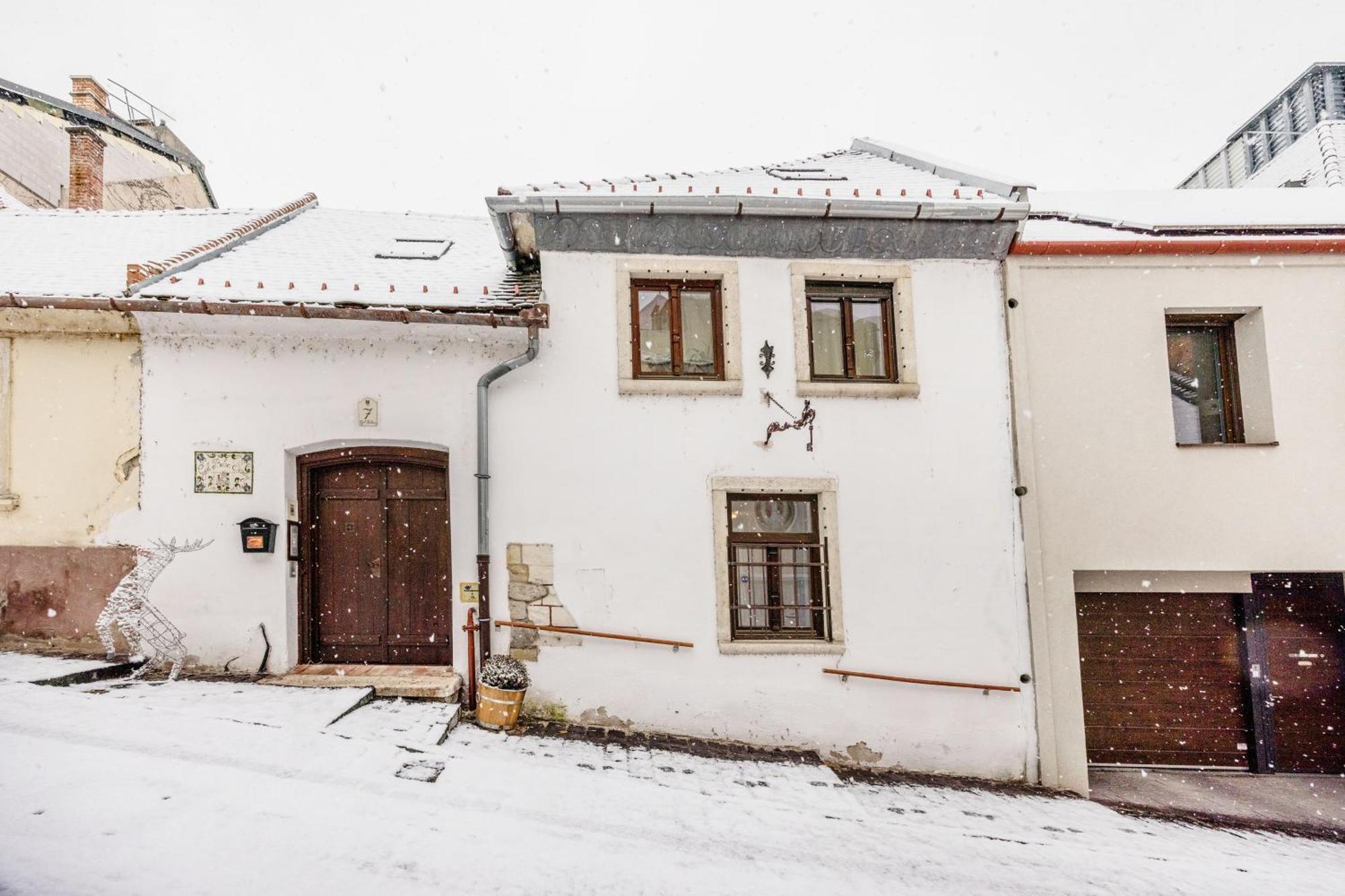 Gul Baba Saray Apartments Budapest Bagian luar foto